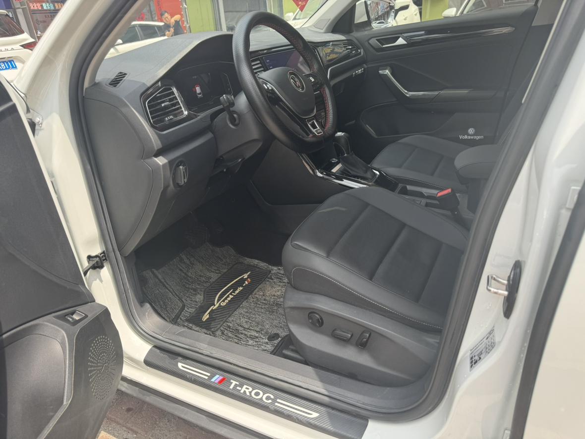Volkswagen T-Roc 2022 thumb 11