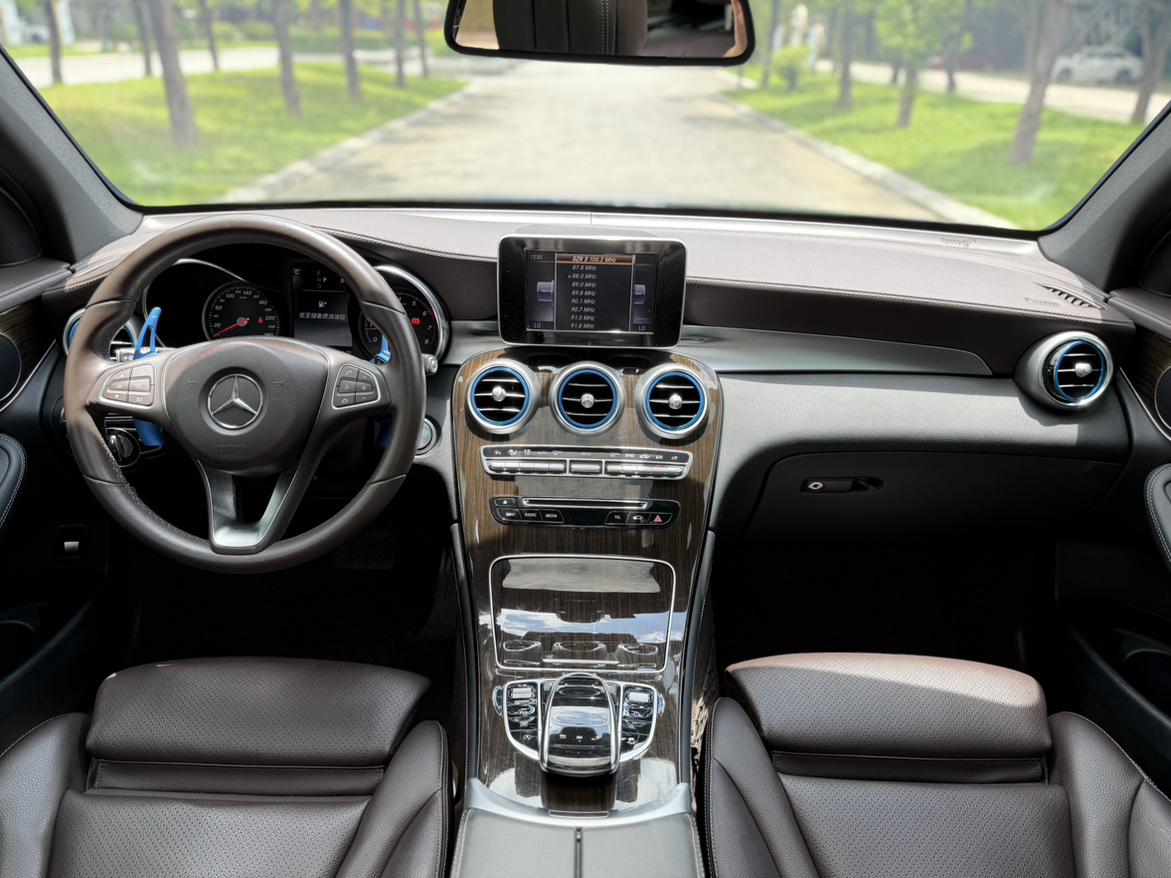 Mercedes-Benz GLC 2017 thumb 11