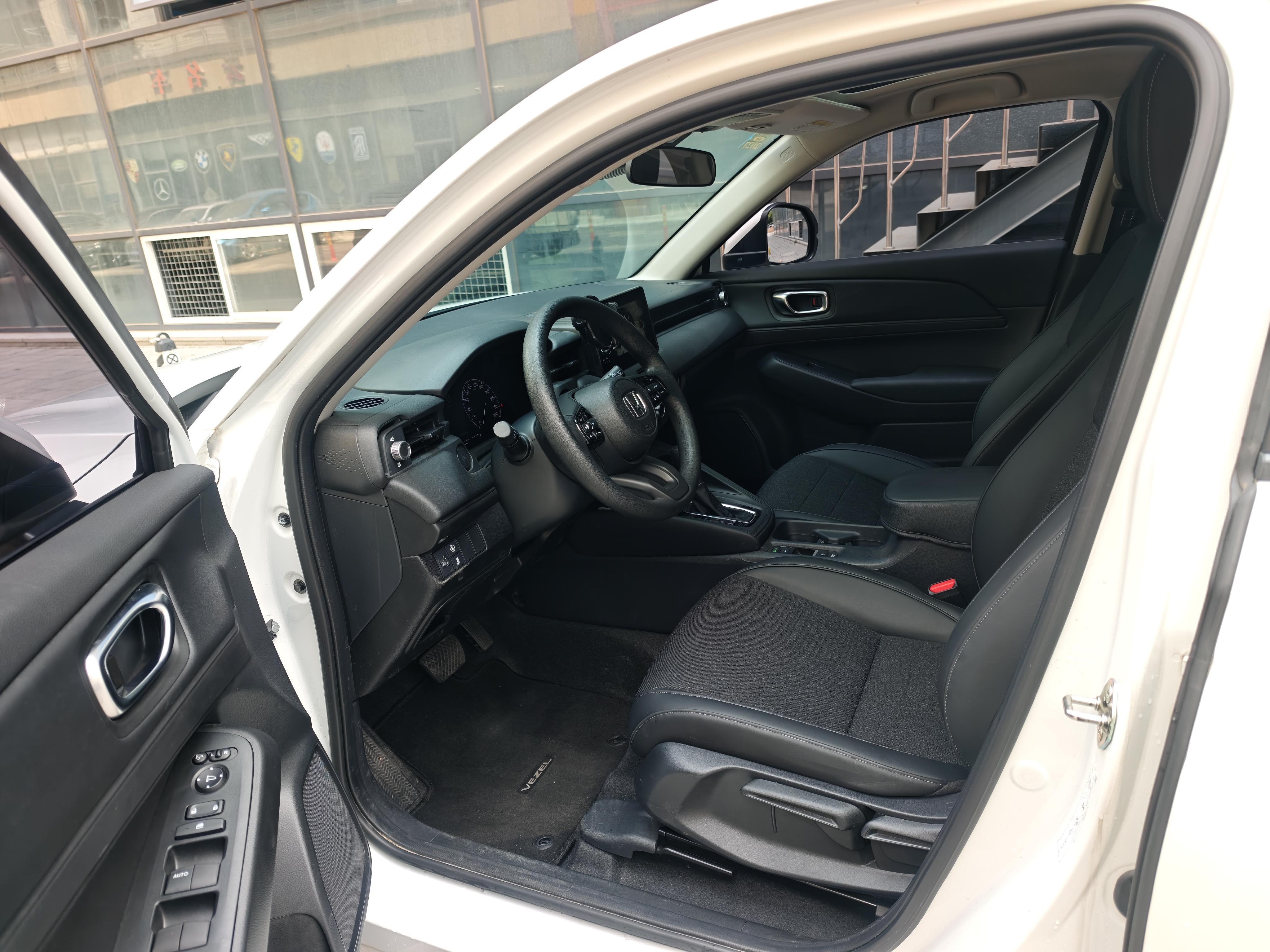 Honda Vezel 2023 thumb 6