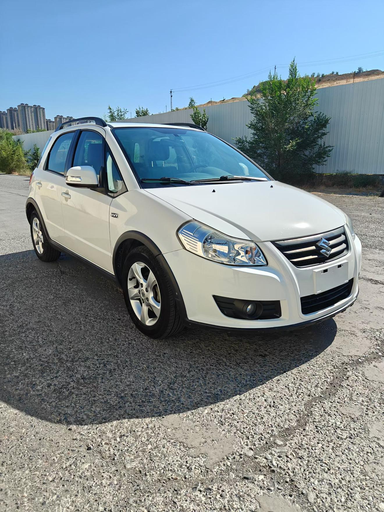 Suzuki SX4 2016 thumb 10