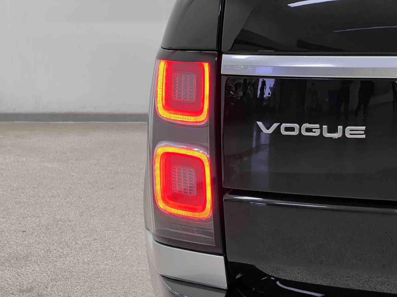 Land Rover Range Rover 2022 thumb 8