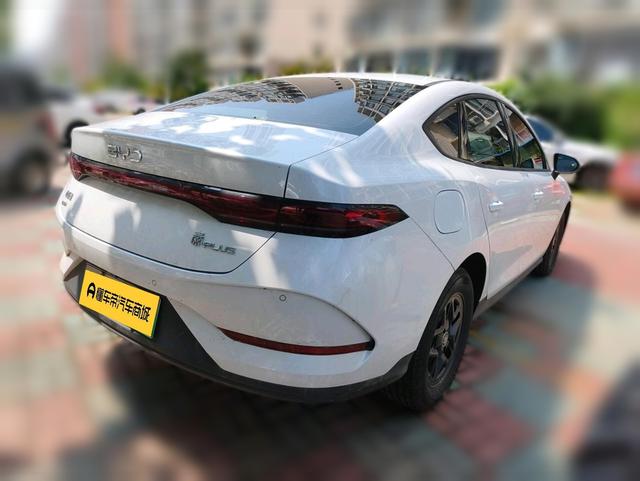BYD Qin 2025 thumb 2