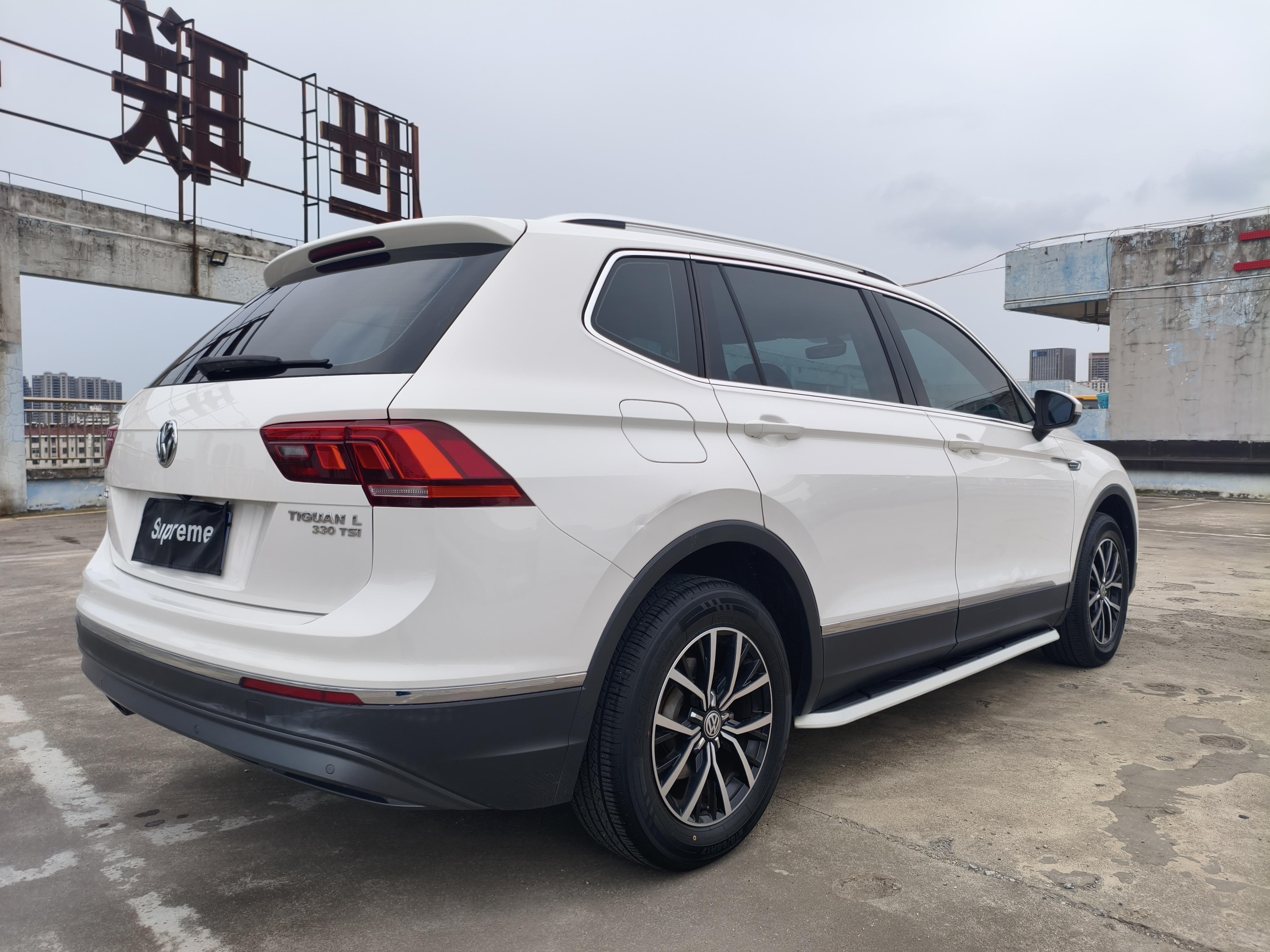 Volkswagen Tiguan 2017 thumb 4