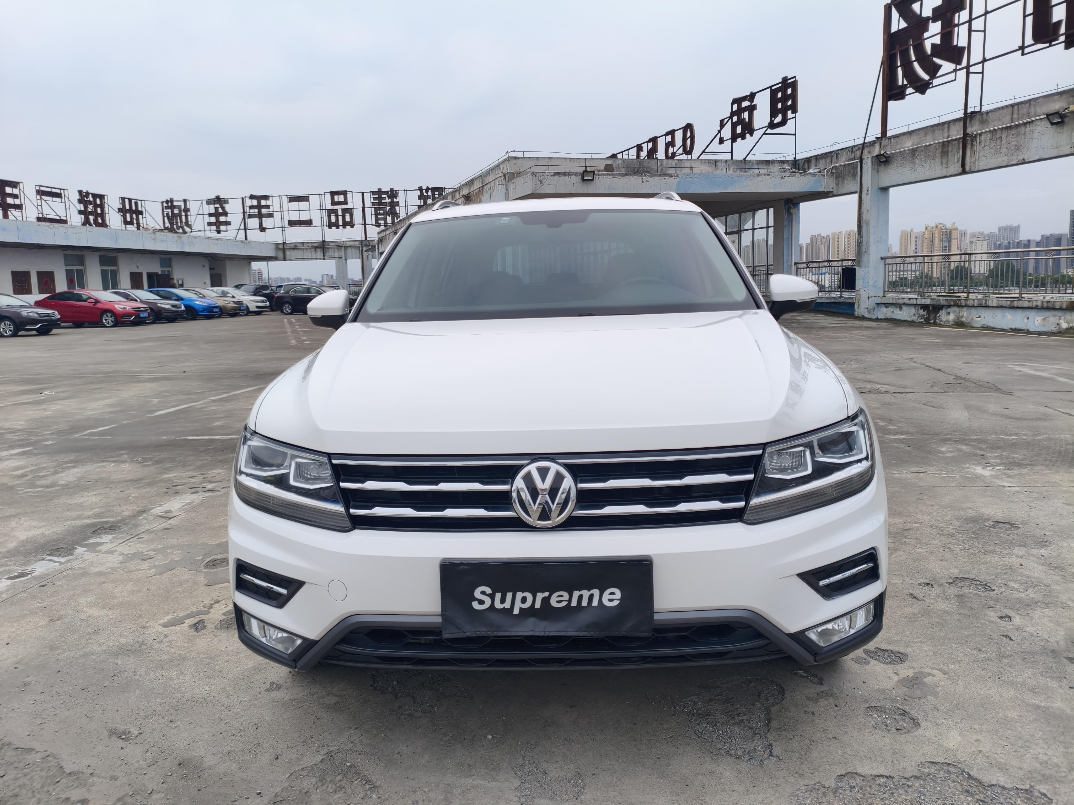 Volkswagen Tiguan 2017 thumb 9