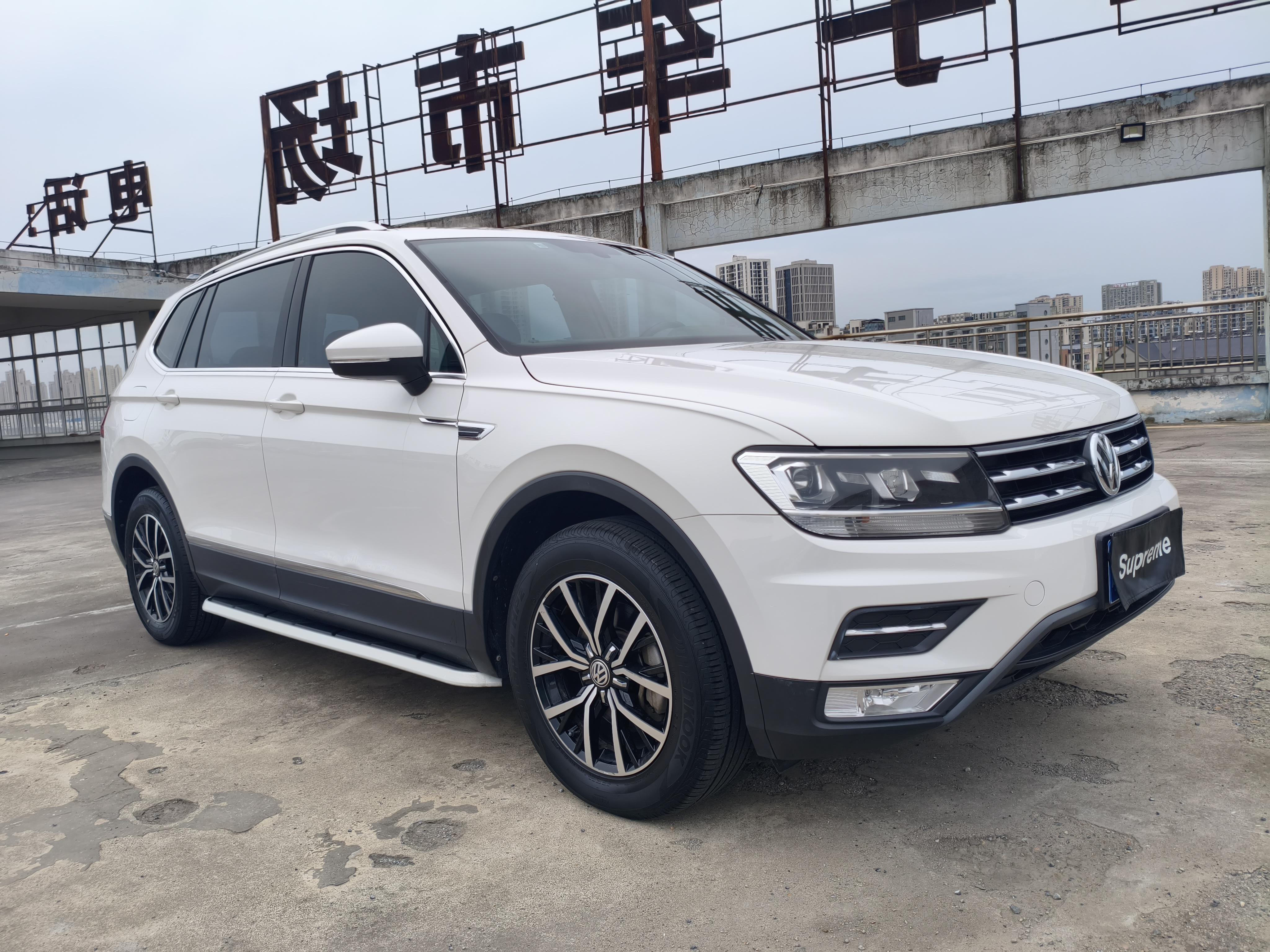 Volkswagen Tiguan 2017 thumb 10