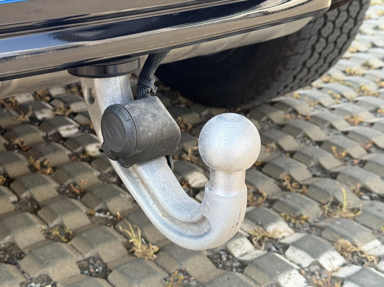 Land Rover Defender 2025 thumb 5