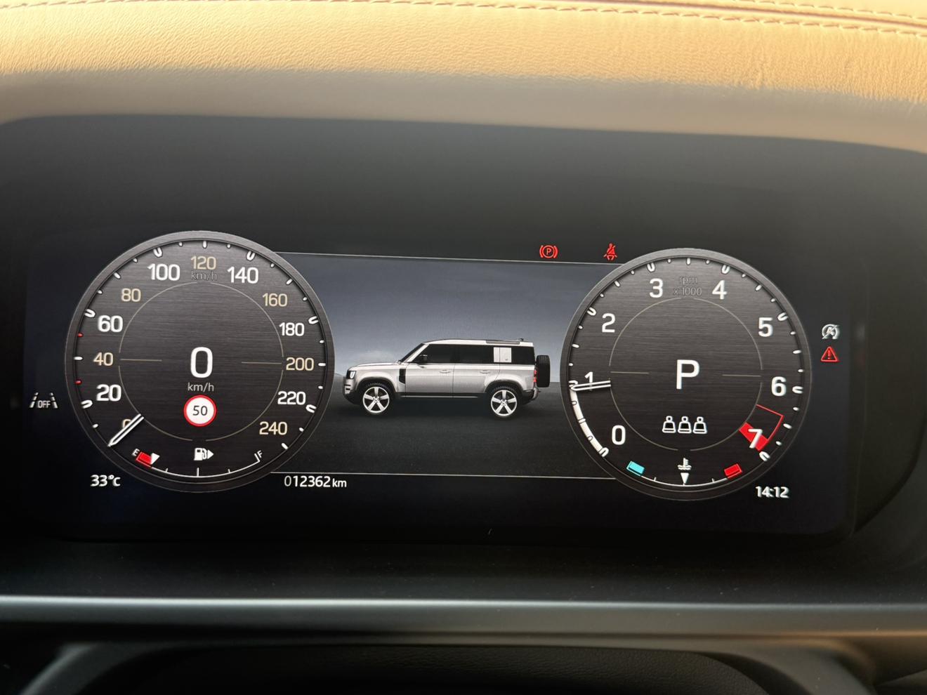 Land Rover Defender 2025 thumb 9