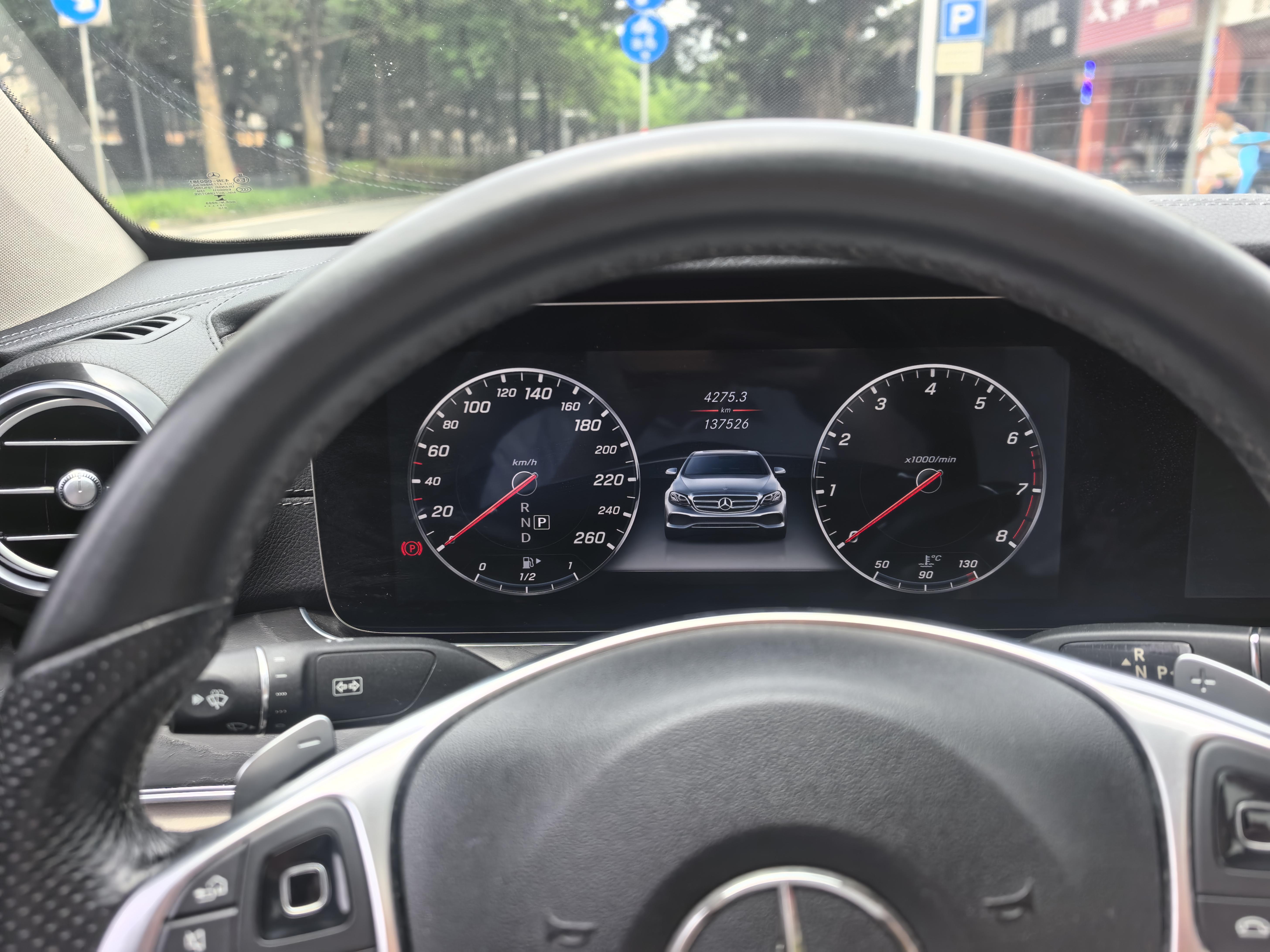 Mercedes-Benz E-Класс 2017 thumb 9