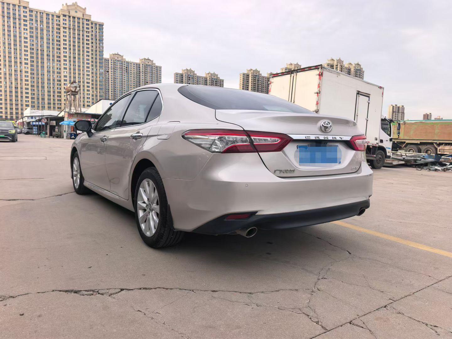 Toyota Camry 2019 thumb 2