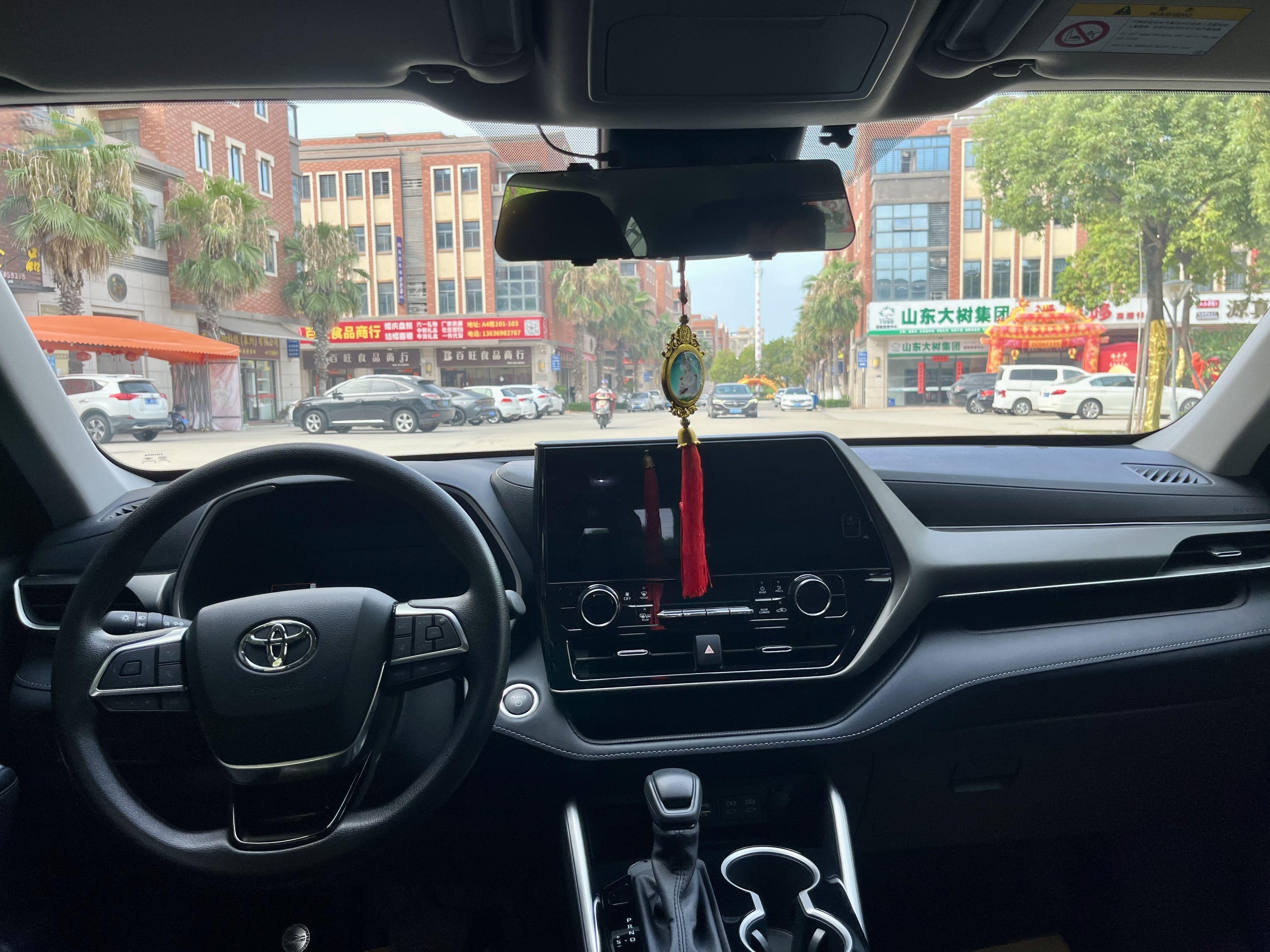 Toyota Highlander 2024 thumb 5