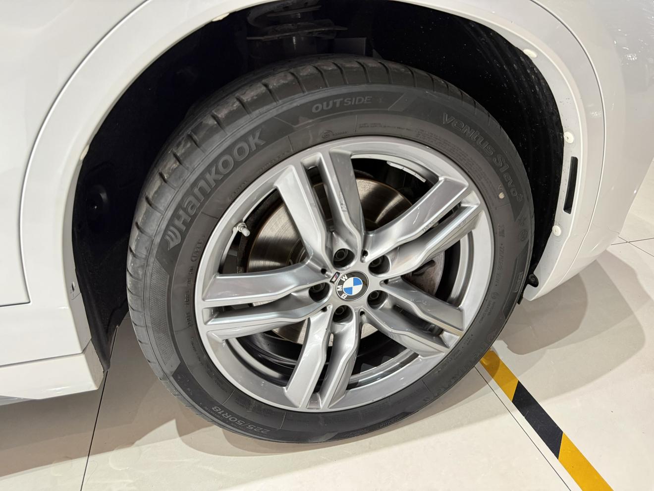 BMW X2 2023 thumb 5