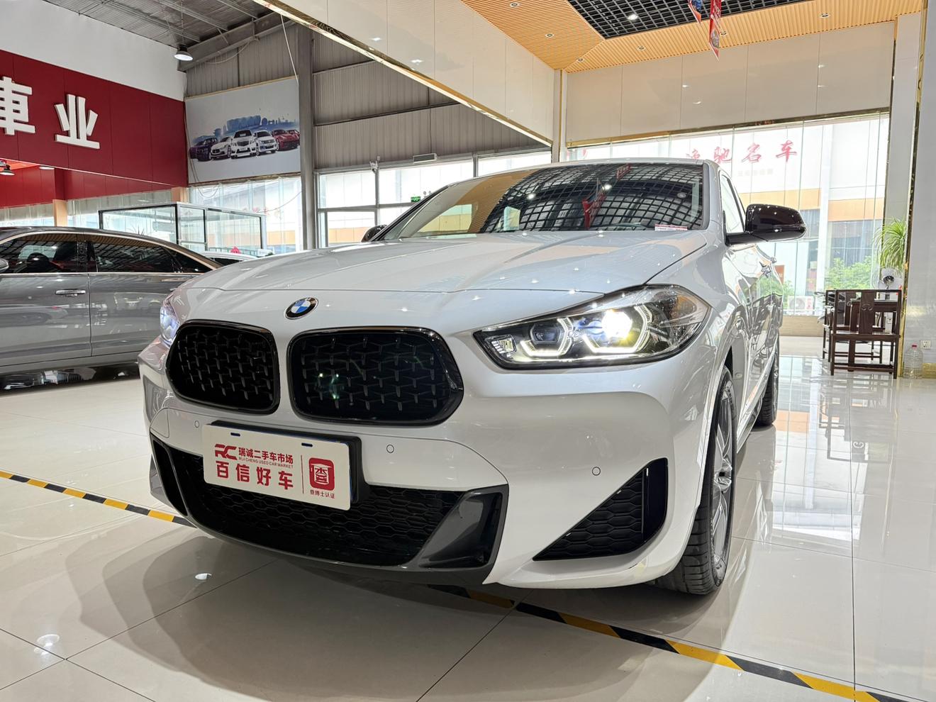 BMW X2 2023 thumb 11