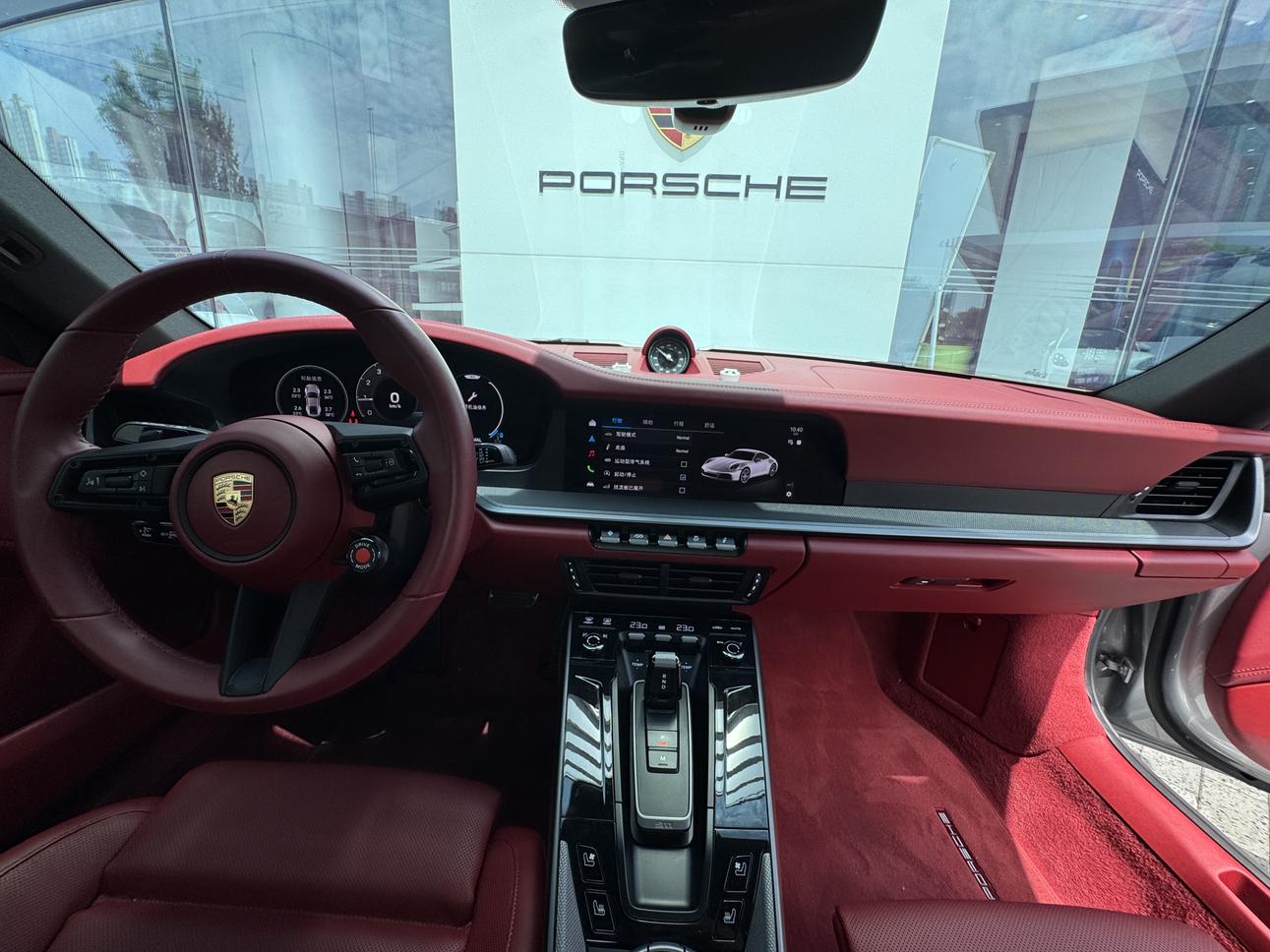 Porsche 911 2025 thumb 11