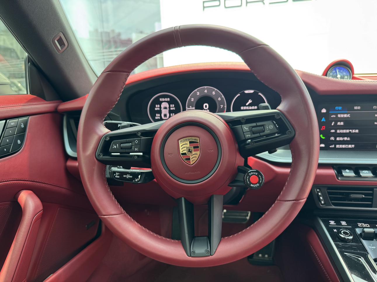 Porsche 911 2025 thumb 12
