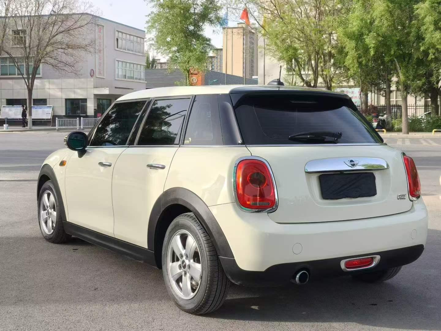 Mini Hatch 2016 thumb 2
