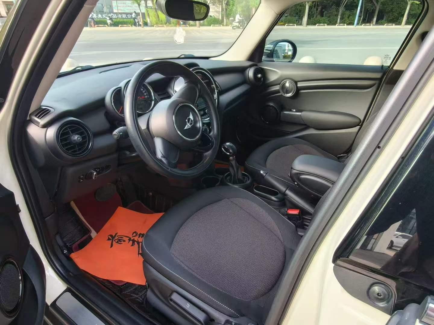 Mini Hatch 2016 thumb 6