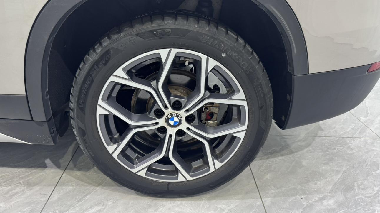 BMW X1 2022 thumb 5