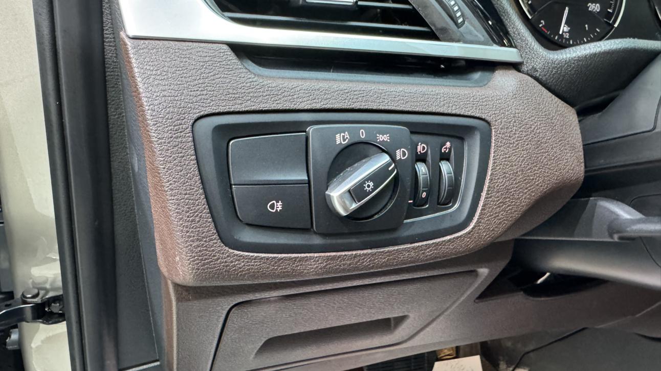 BMW X1 2022 thumb 10