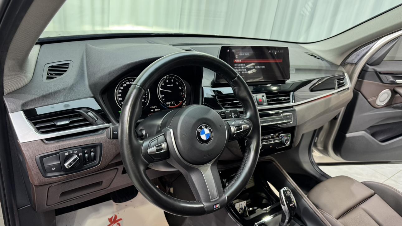 BMW X1 2022 thumb 11