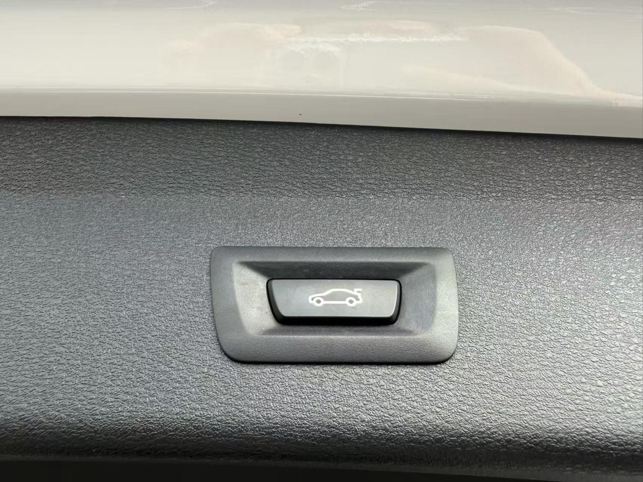 BMW X1 2022 thumb 7