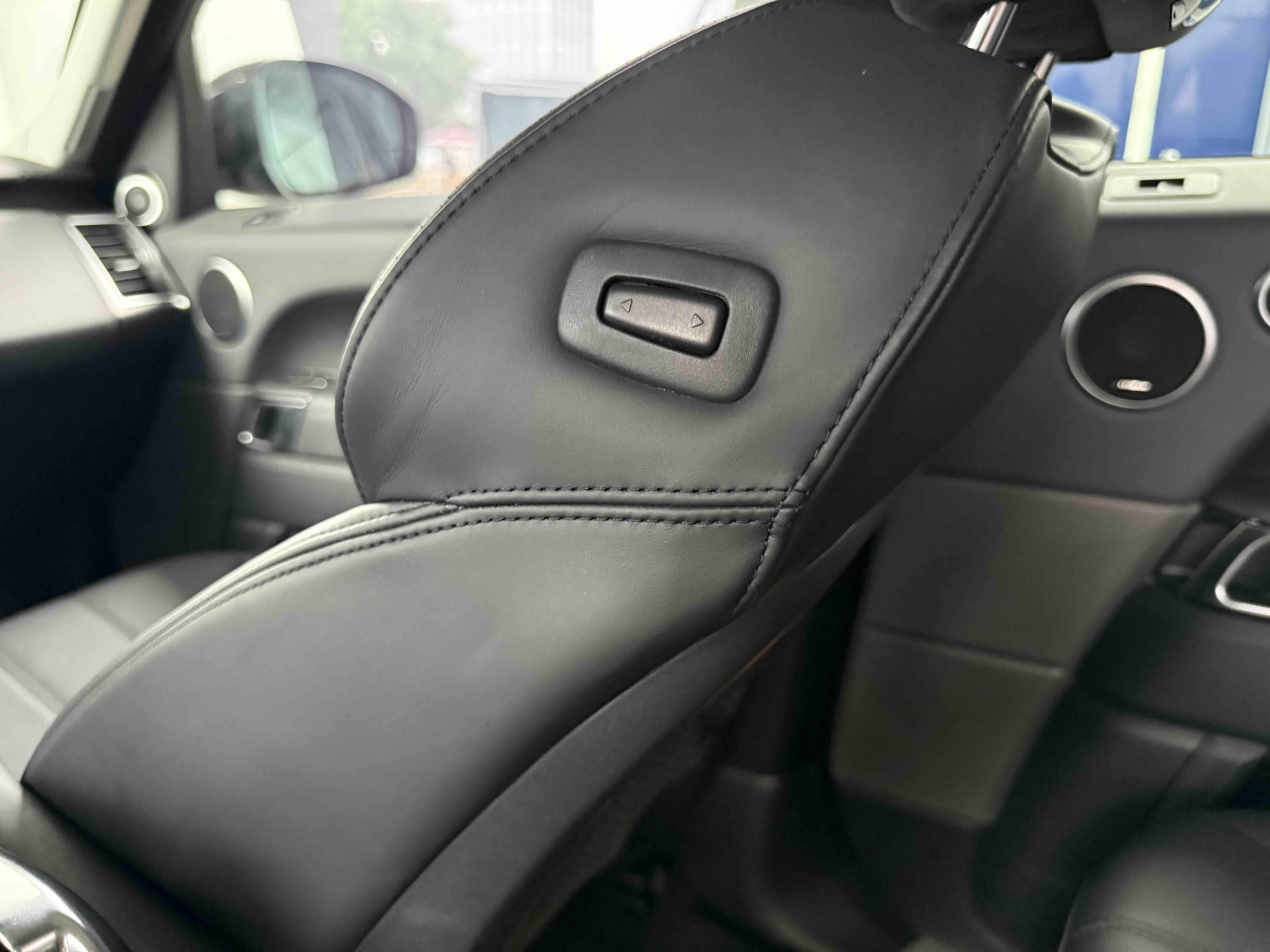 Land Rover Range Rover Sport 2014 thumb 7