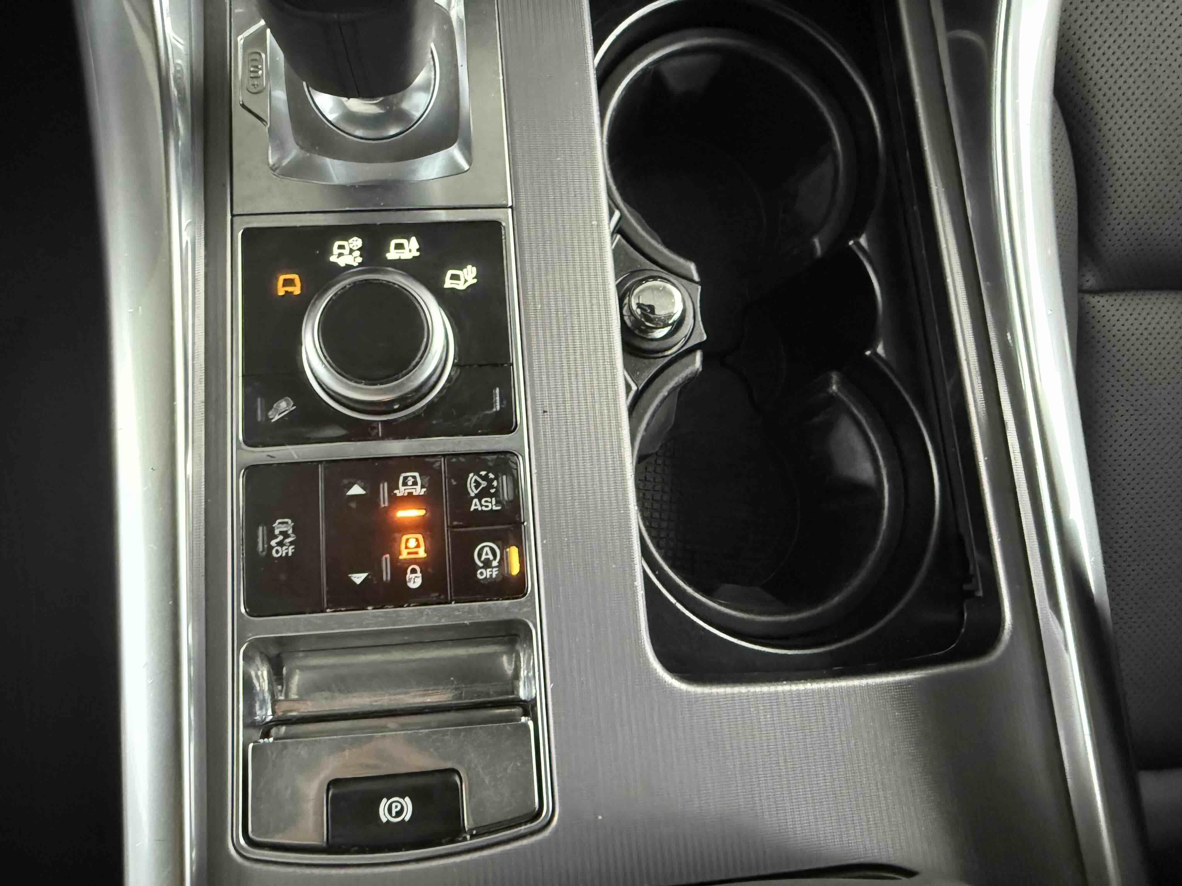 Land Rover Range Rover Sport 2014 thumb 12