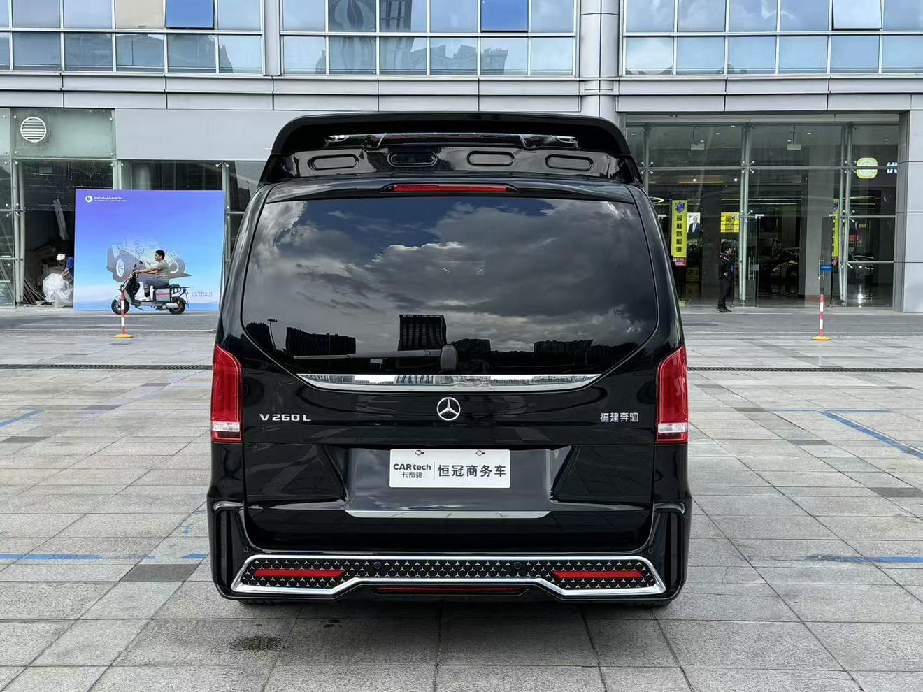 Mercedes-Benz V-Класс 2022 thumb 3