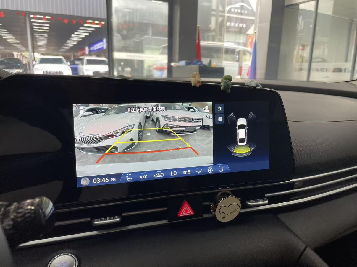 Hyundai Elantra 2022 thumb 7