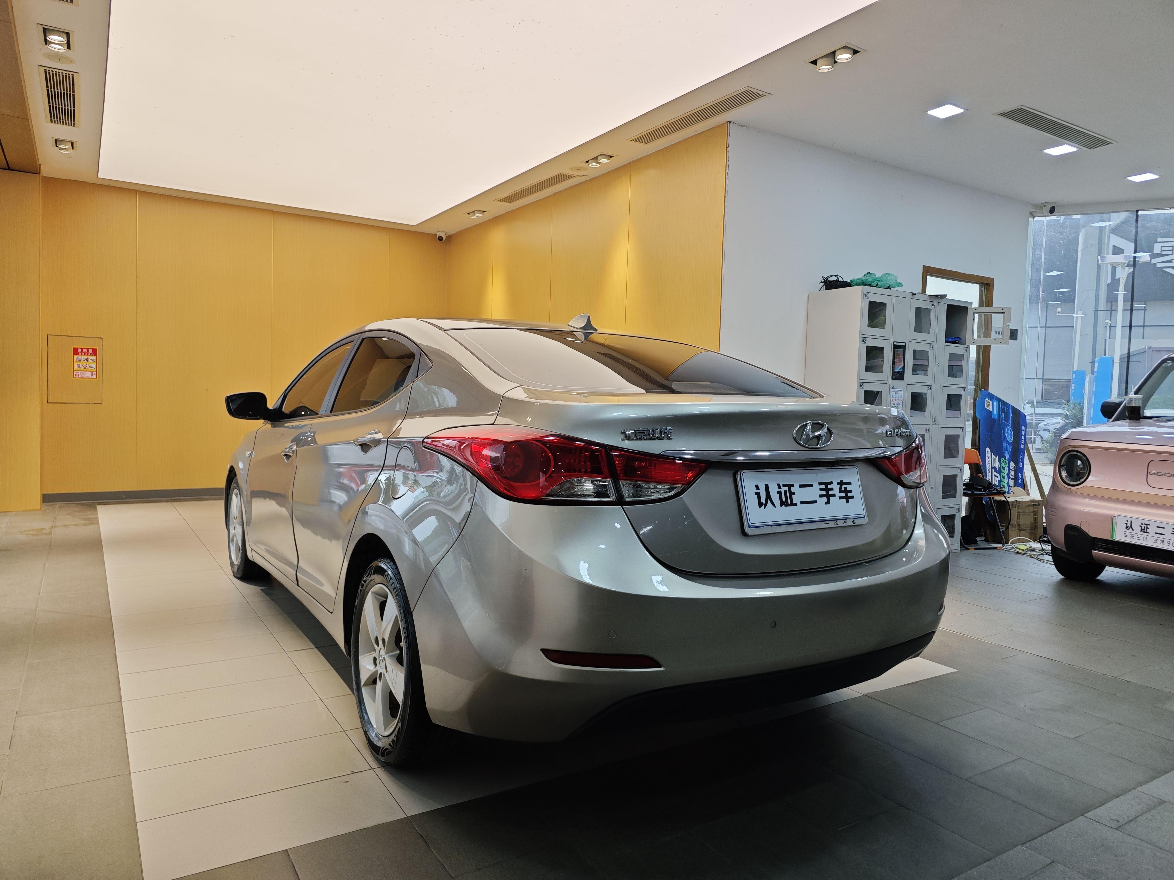 Hyundai Elantra 2012 thumb 3