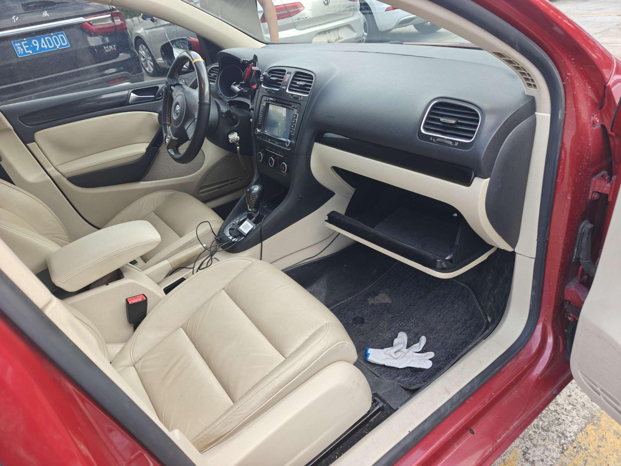 Volkswagen Golf Sportsvan 2012 thumb 3