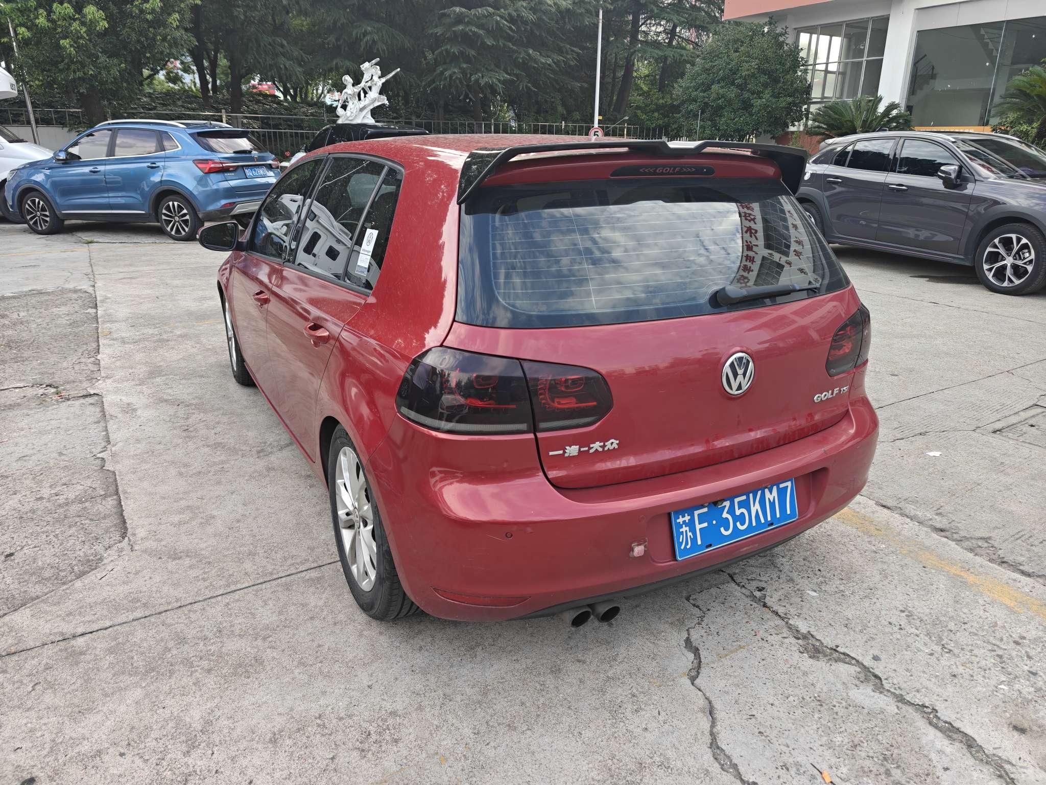 Volkswagen Golf Sportsvan 2012 thumb 10