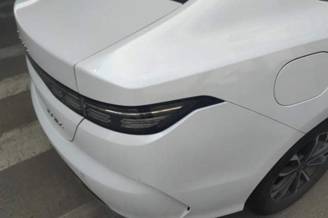 BYD Destroyer 05 2023 thumb 9