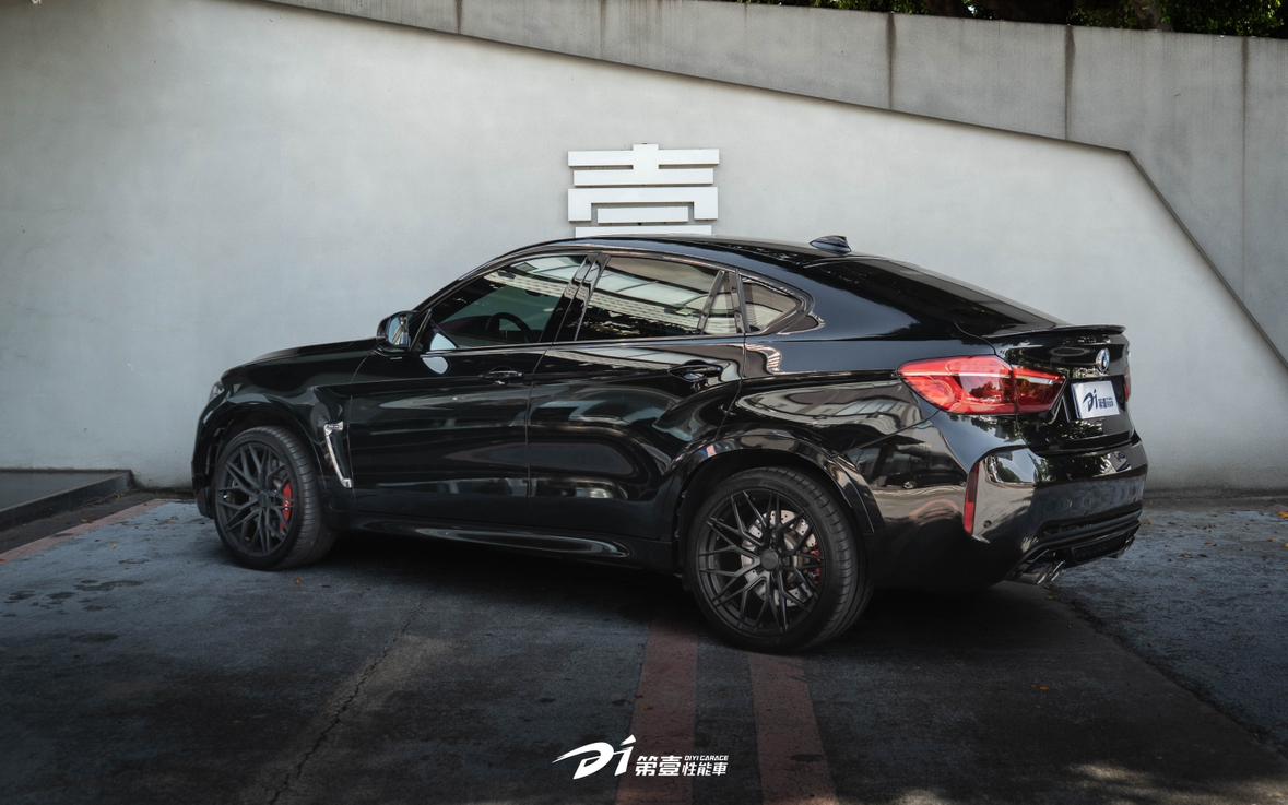 BMW X6 M 2015 thumb 3