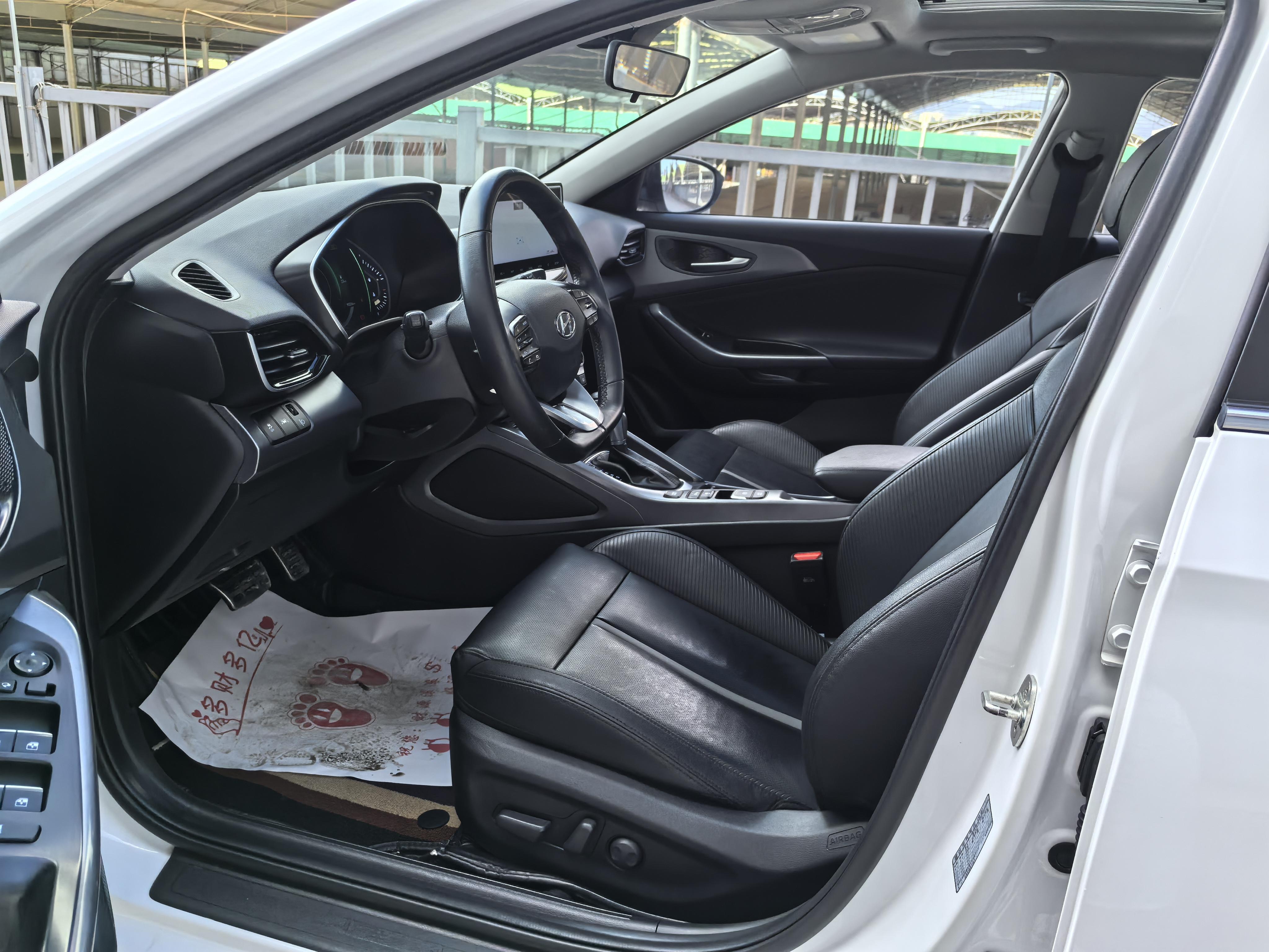 Hyundai Lafesta 2019 thumb 8