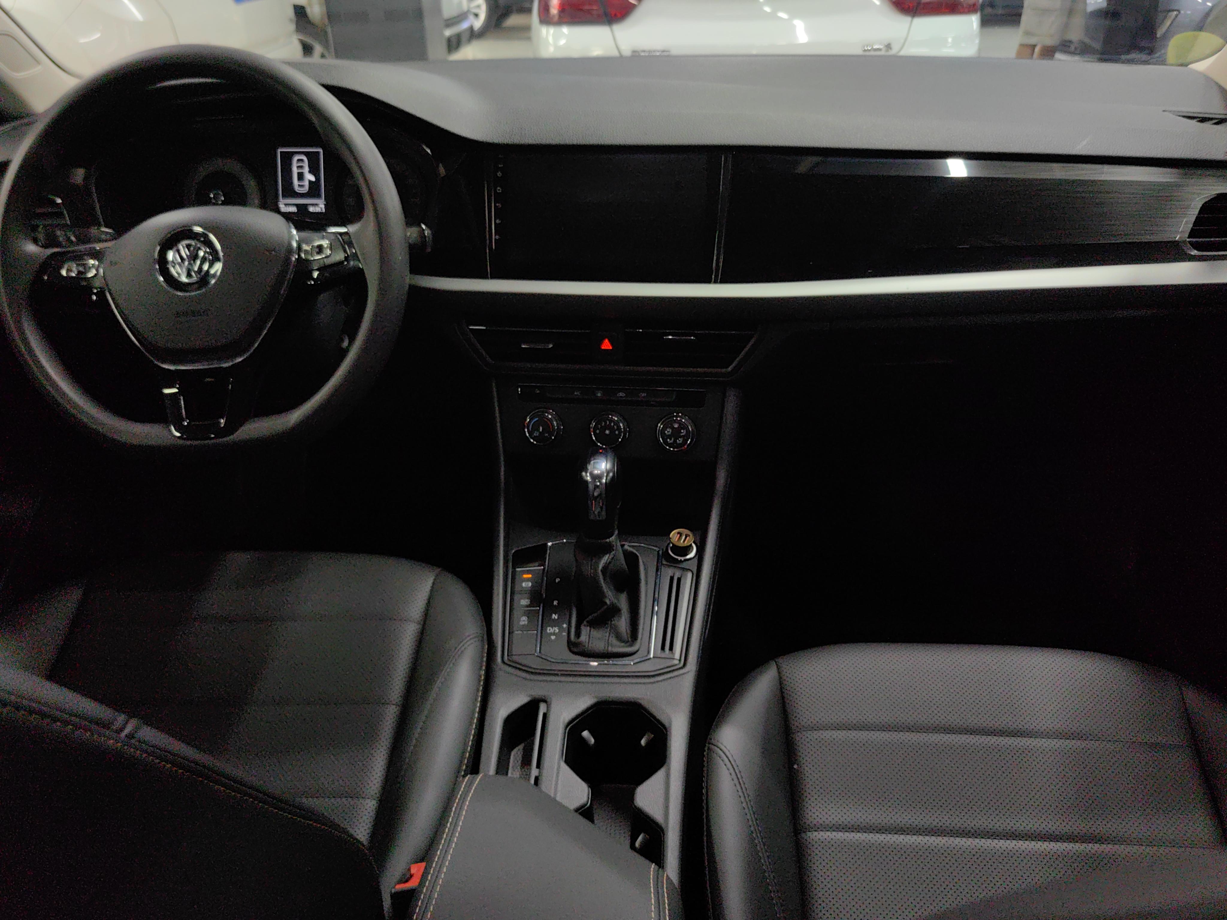 Volkswagen Lavida XR 2019 thumb 4