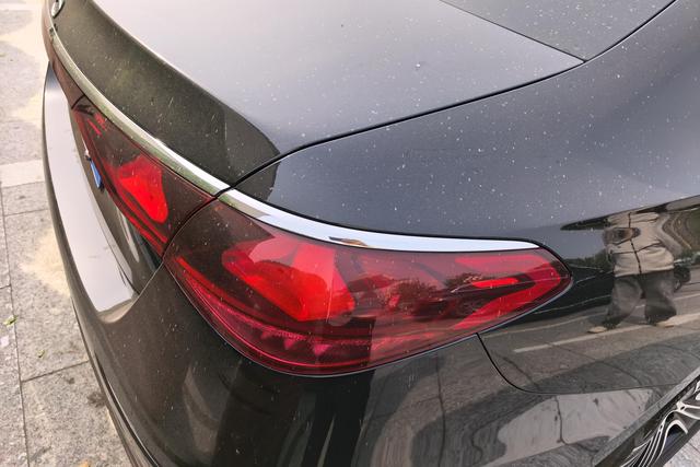 Mercedes-Benz E-Класс 2025 thumb 4
