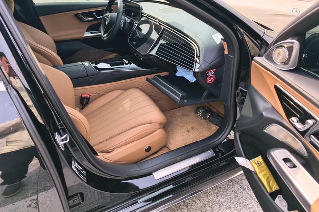 Mercedes-Benz E-Класс 2025 thumb 5
