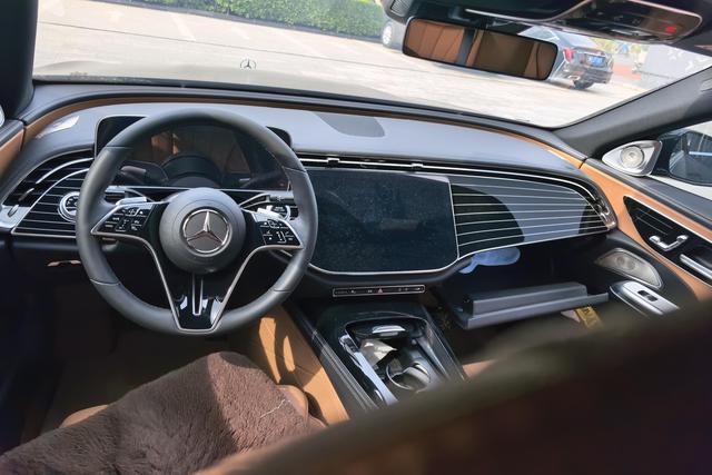 Mercedes-Benz E-Класс 2025 thumb 12