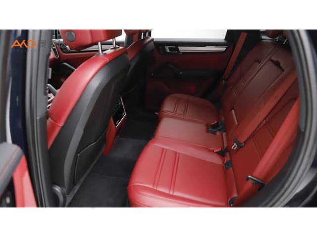 Porsche Cayenne 2023 thumb 7