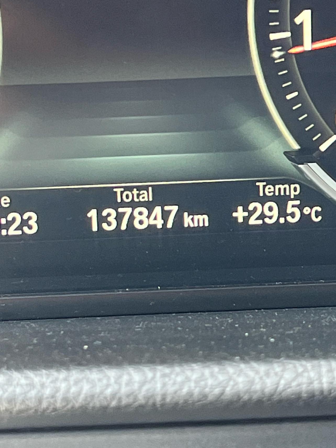 BMW 5 серии 2014 thumb 4
