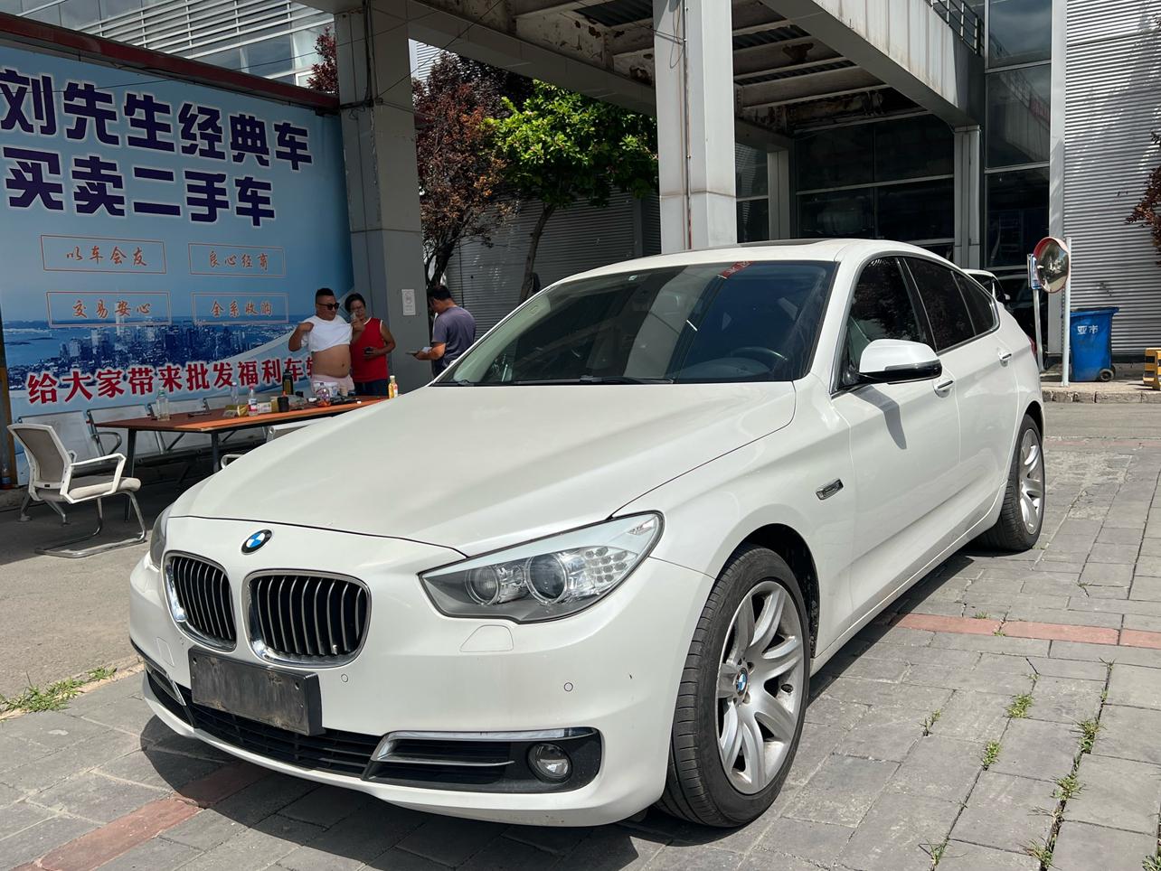BMW 5 серии 2014 thumb 9