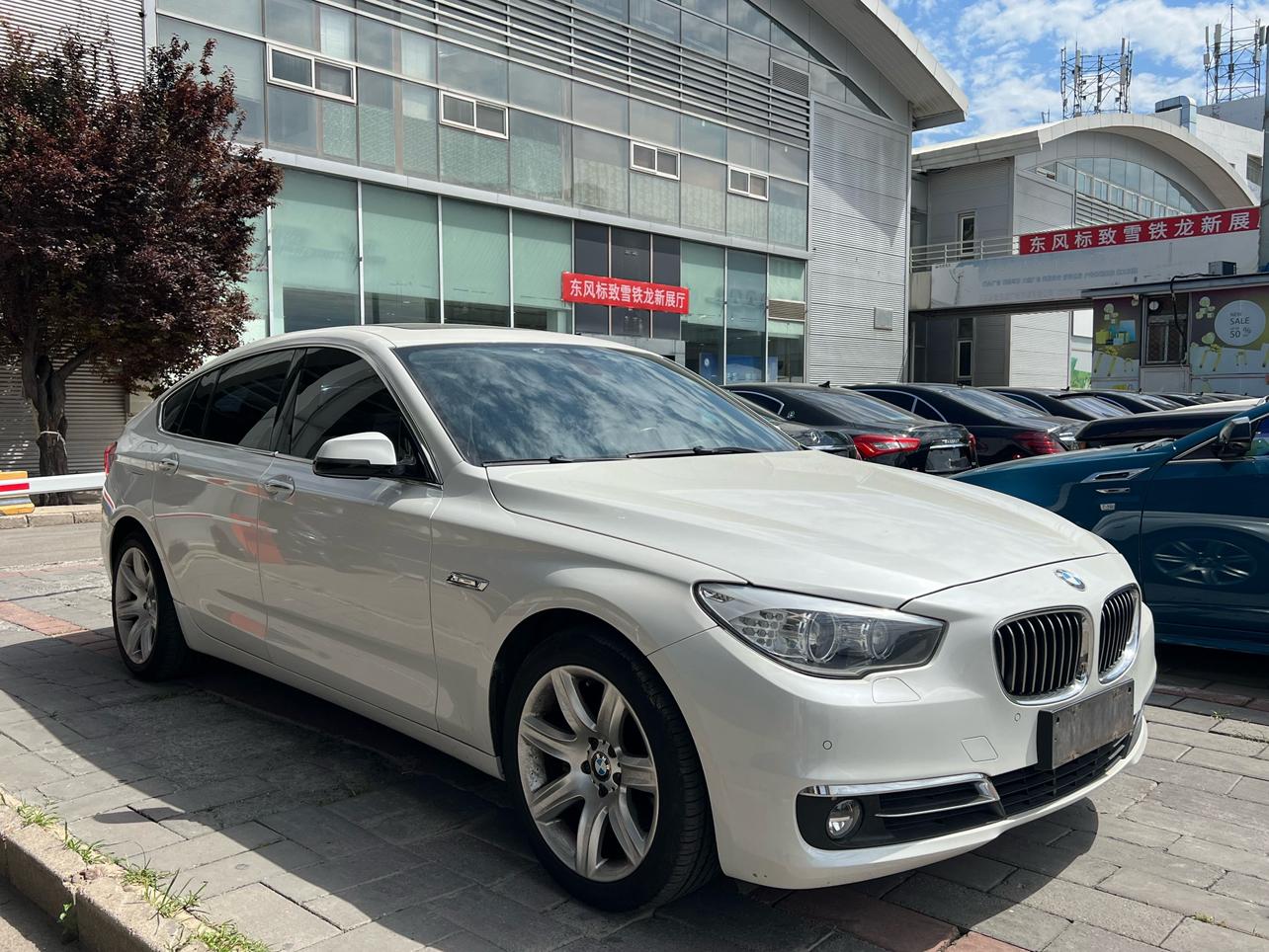 BMW 5 серии 2014 thumb 10