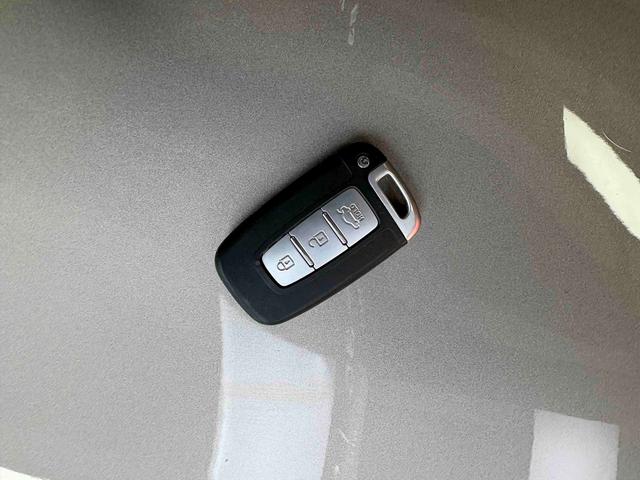 Hyundai Elantra 2013 thumb 9
