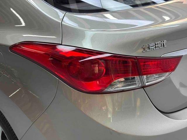 Hyundai Elantra 2013 thumb 11