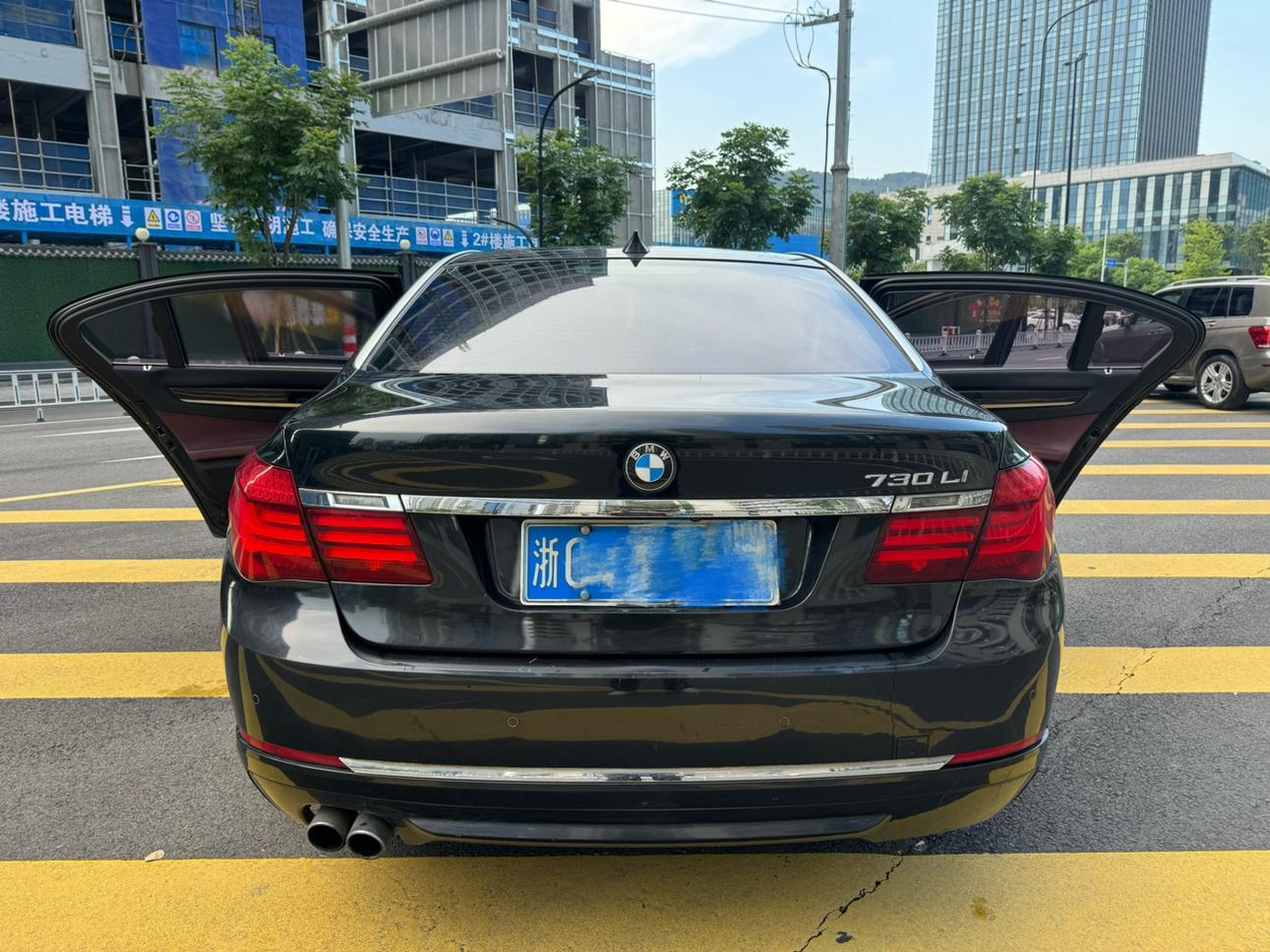 BMW 7 серии 2013 thumb 4
