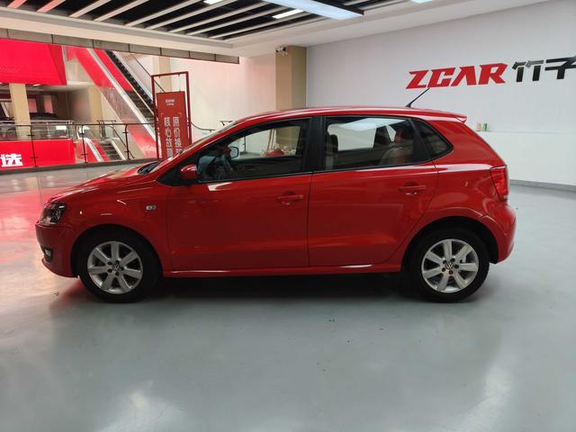 Volkswagen Polo 2013 thumb 2