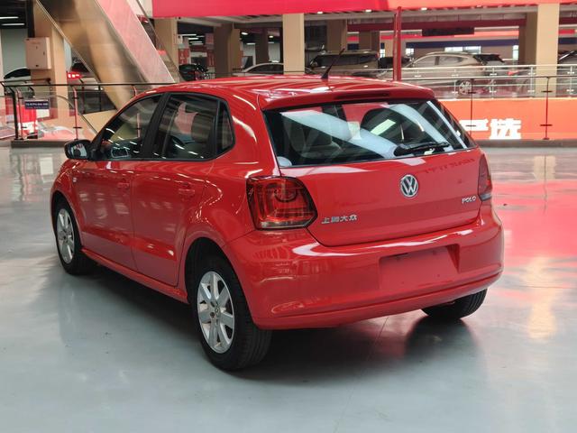 Volkswagen Polo 2013 thumb 3