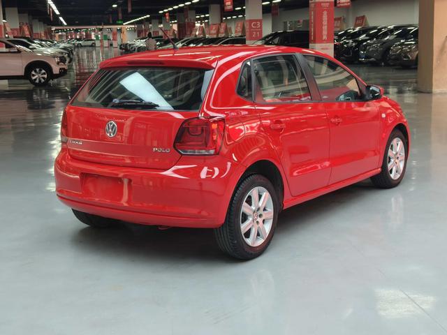 Volkswagen Polo 2013 thumb 5