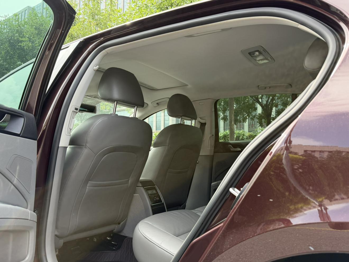 Skoda Su Pai 2013 thumb 9