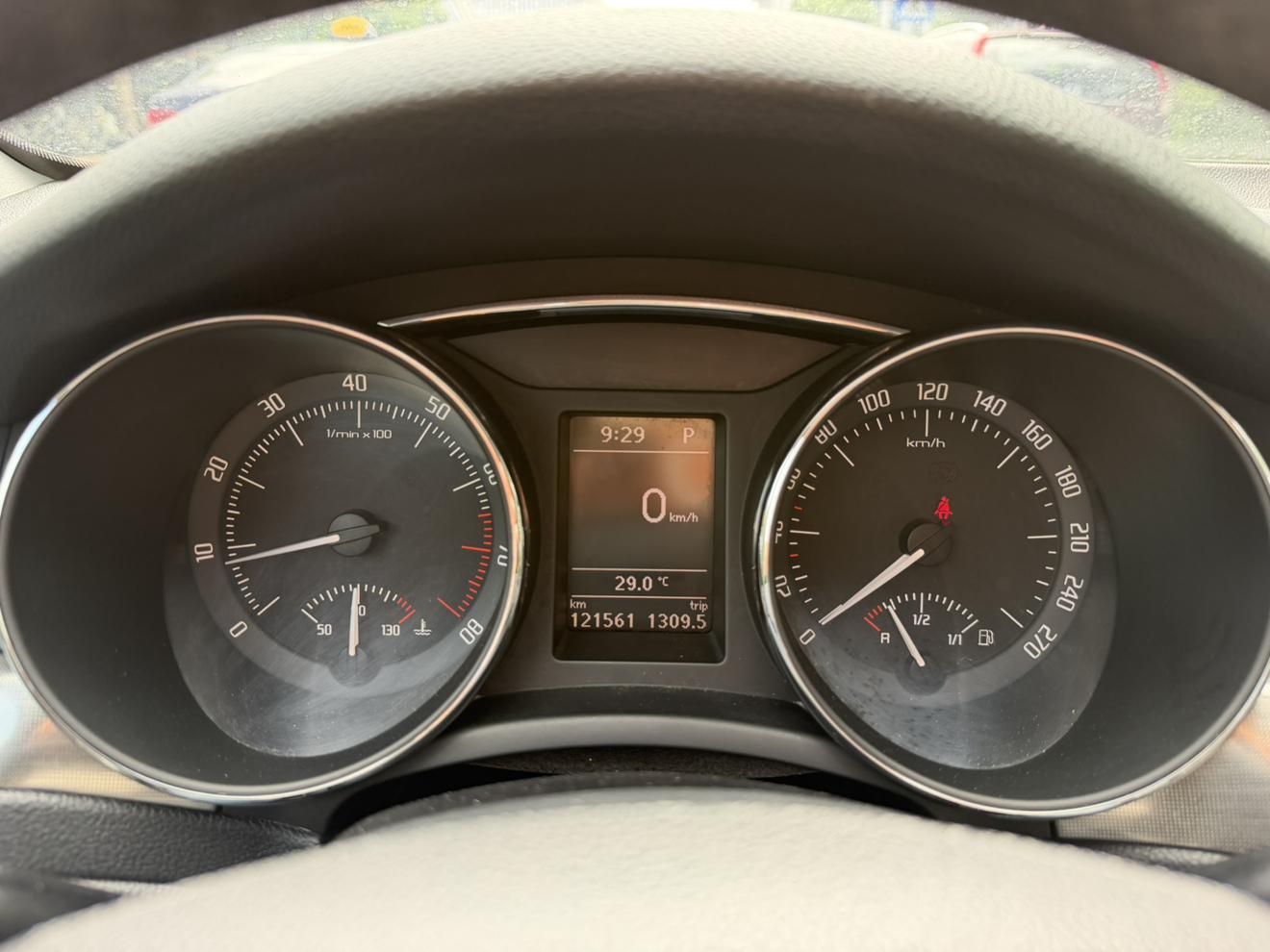 Skoda Su Pai 2013 thumb 11